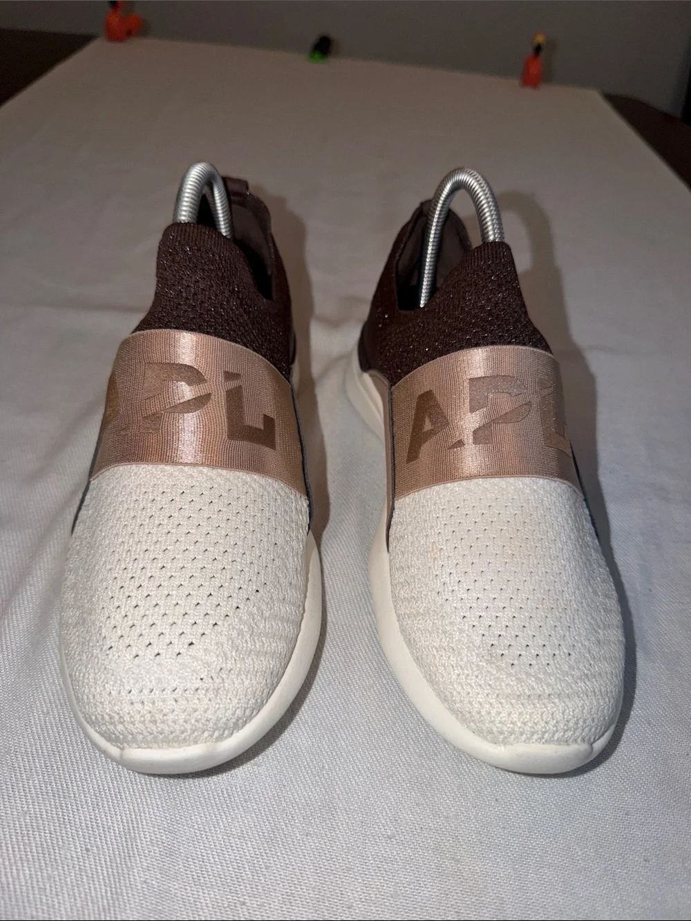 EUC APL Techbloom Bliss Sneakers SZ 7 Brown mauve and white